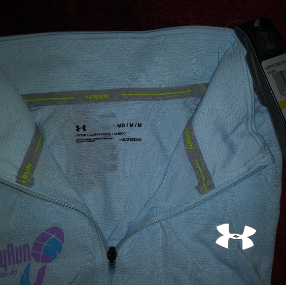 🆕UA | Charm City Run Lightweight 1/4 Zip Jacket - Picture 3 of 8